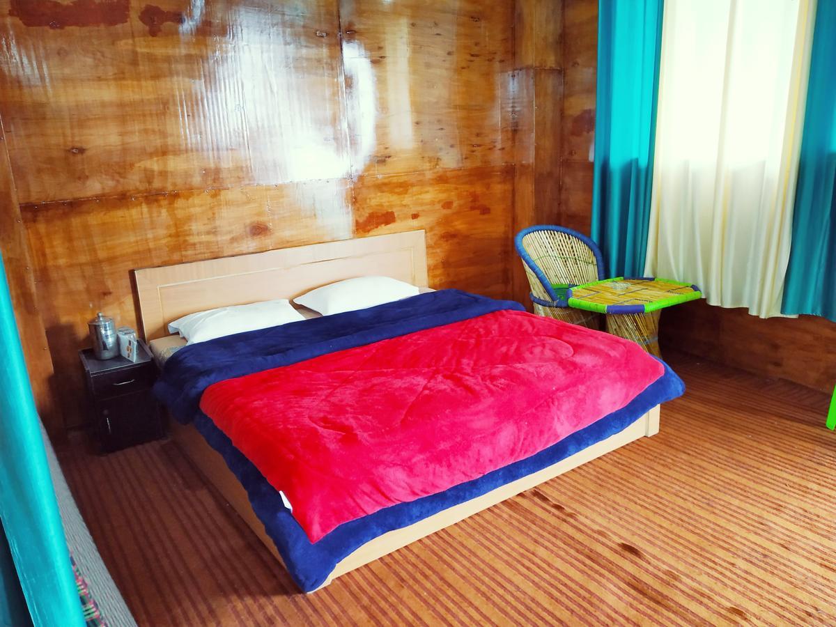 Silver Dew Resorts And Restaurant Dhanaulti Zewnętrze zdjęcie