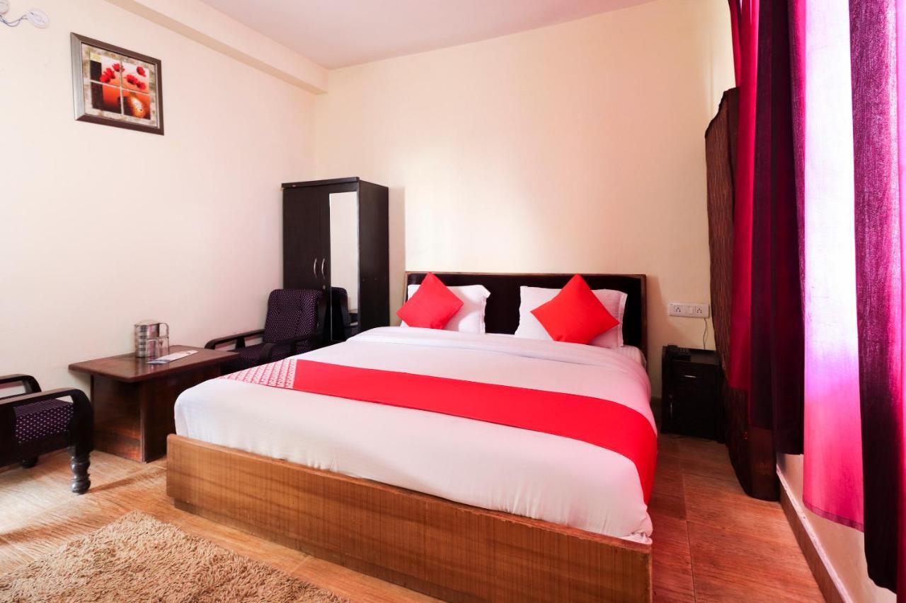 Silver Dew Resorts And Restaurant Dhanaulti Zewnętrze zdjęcie
